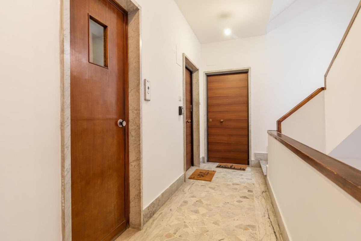 Design Apartment, Near Tiburtina Station Appartamento Roma